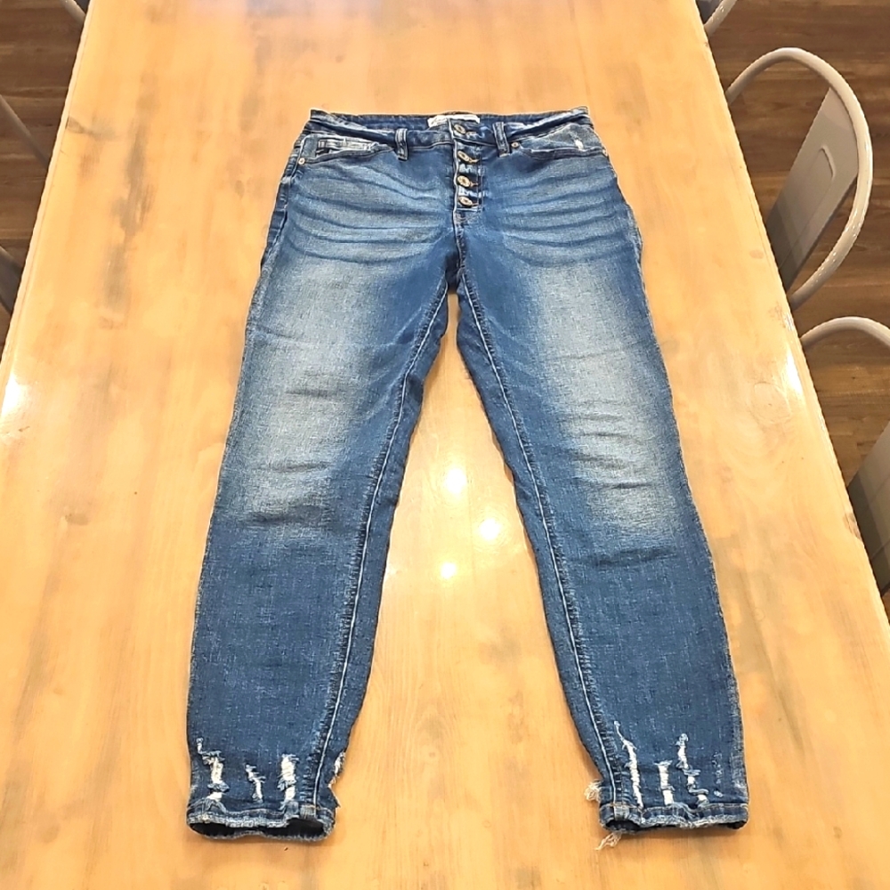 KanCan Distressed Skinny Jeans for Women 28